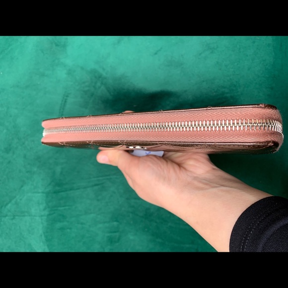 Authentic CHANEL Matelasse Bronze Leather … - Picture 9 of 16